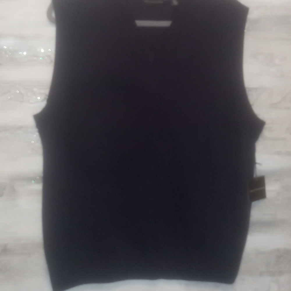 Saks Fifth Avenue Men's Dark Blue V-Neck Sweater